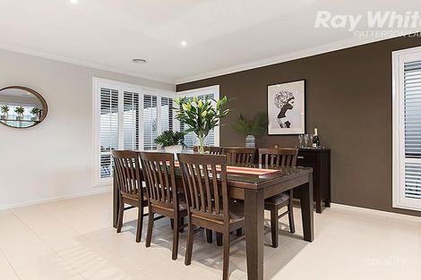Property photo of 8 Artesian Place Waterways VIC 3195
