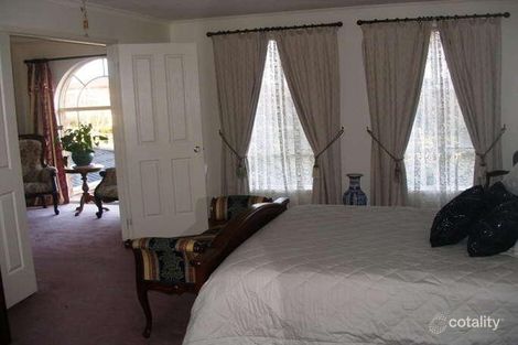 Property photo of 12 Noah Close Mornington VIC 3931