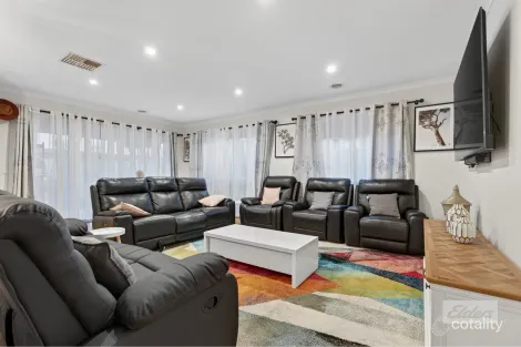 Property photo of 4 Middleton Crescent Wodonga VIC 3690