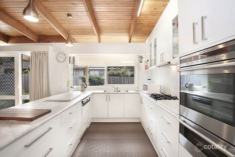 Property photo of 52 Highview Crescent Macleod VIC 3085