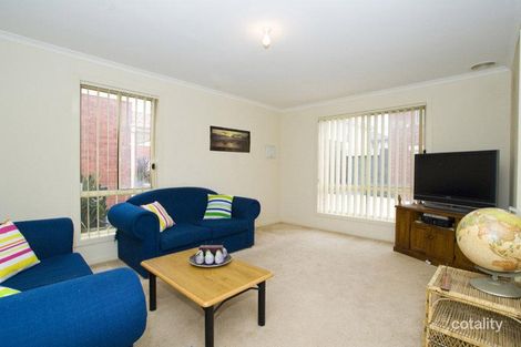 Property photo of 19 Pace Circuit South Morang VIC 3752