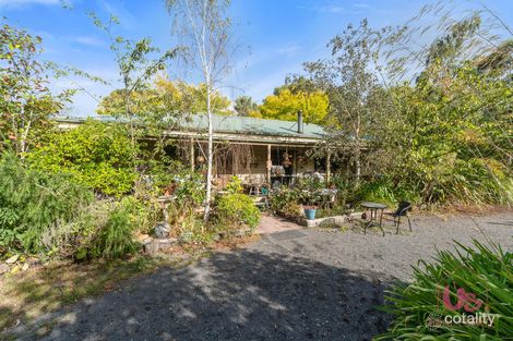 5 Sweet Wattle Dr, Cranbourne South, VIC 3977