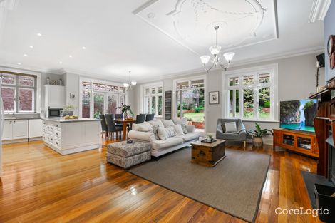 Property photo of 31 Aberdeen Street Aberfeldie VIC 3040