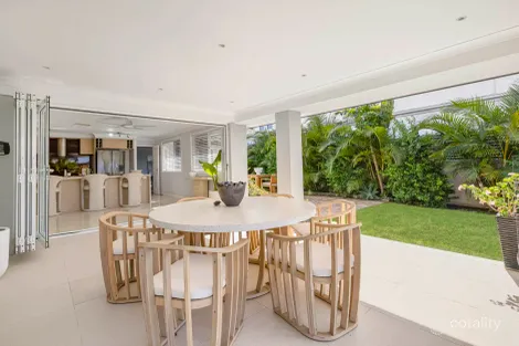 Property photo of 5 Nootka Court Broadbeach Waters QLD 4218