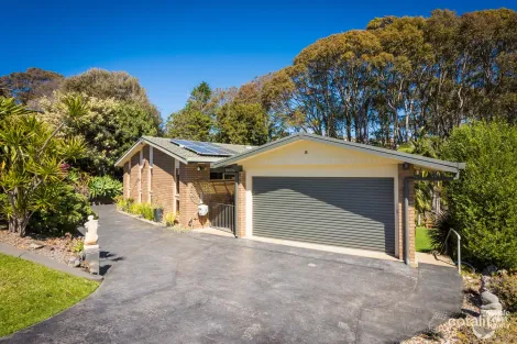 Property photo of 8 Bay Street Narooma NSW 2546