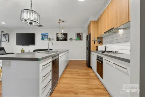 Property photo of 4 Middleton Crescent Wodonga VIC 3690