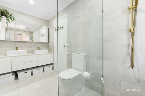 Property photo of 4 Sue Place Berwick VIC 3806