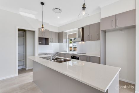 Property photo of 9A New Road Manly QLD 4179