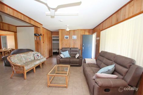 Property photo of 19 Honeysuckle Street Brooms Head NSW 2463