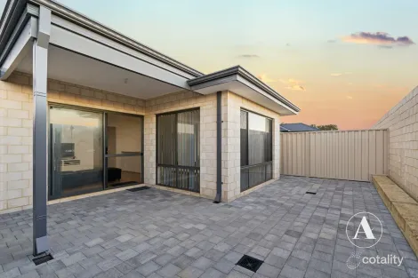 Property photo of 13 Pointer Place Southern River WA 6110