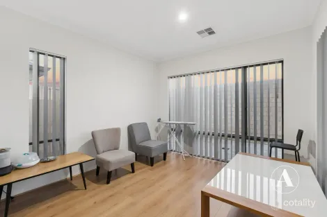 Property photo of 13 Pointer Place Southern River WA 6110
