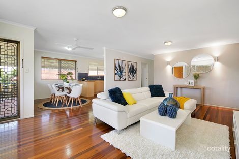 Property photo of 8 Bread Street Mansfield QLD 4122