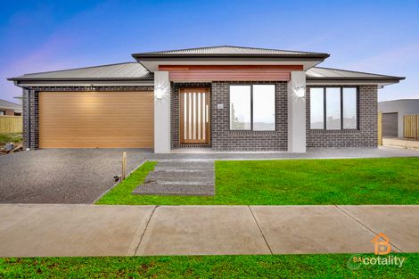 59 Clay Cres, Rockbank, VIC 3335