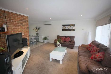 Property photo of 58 Galloway Street Isabella Plains ACT 2905