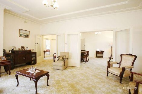 Property photo of 15 Macdonald Street Glen Iris VIC 3146
