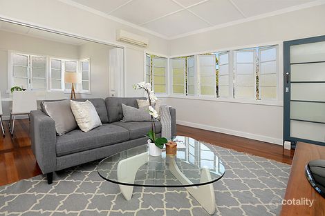 38 Mar St, Holland Park, QLD 4121