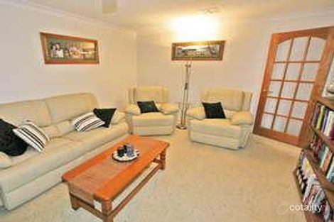 Property photo of 20 Alldis Place Kooringal NSW 2650