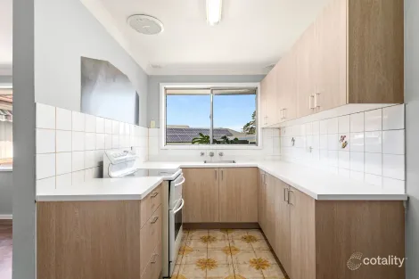 Property photo of 2/38 Mirrabooka Road Lake Heights NSW 2502