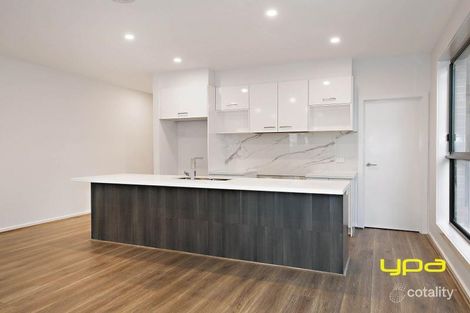 Property photo of 2 Auburn Drive Plumpton VIC 3335