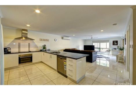 Property photo of 2/104 Burnett Street Bundaberg South QLD 4670