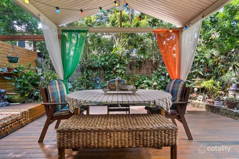 2/103 Pohlman St, Southport, QLD 4215