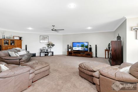 Property photo of 12 Mallan Terrace Birkdale QLD 4159