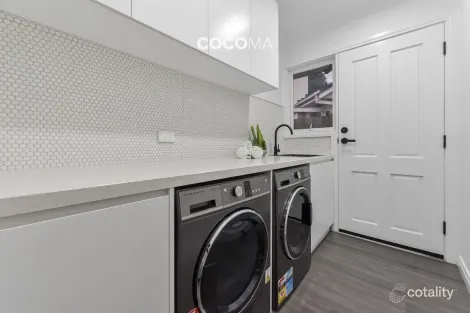 Property photo of 13 Wembley Court Springvale South VIC 3172
