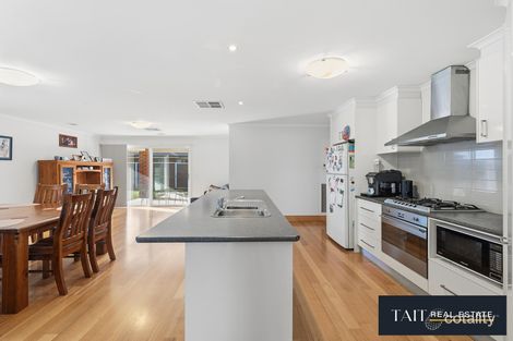 Property photo of 4 Buffalo Close Wangaratta VIC 3677