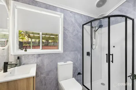 Property photo of 131 Avoca Drive Kincumber NSW 2251