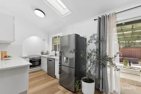 Property photo of 131 Avoca Drive Kincumber NSW 2251