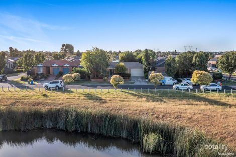Property photo of 11 Staunton Walk Cranbourne East VIC 3977