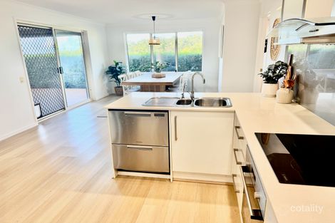 13 PINEVIEW DR, OXENFORD, QLD 4210