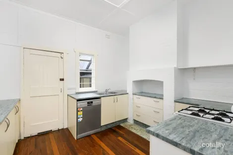 Property photo of 16 Clyde Road Dee Why NSW 2099
