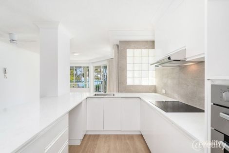 Property photo of 2/324 Esplanade Scarness QLD 4655