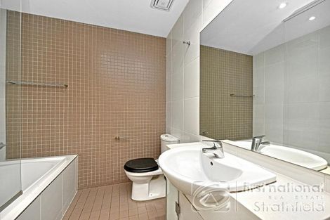 207/4 Stromboli Strait, Wentworth Point, NSW 2127