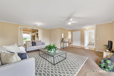 Property photo of 3 Zsi Zsi Court Somerville VIC 3912
