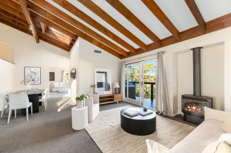 Property photo of 18 Connor Place Illawong NSW 2234