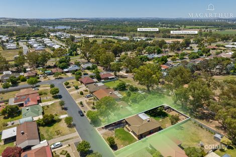 Property photo of 10 Doman Street Estella NSW 2650