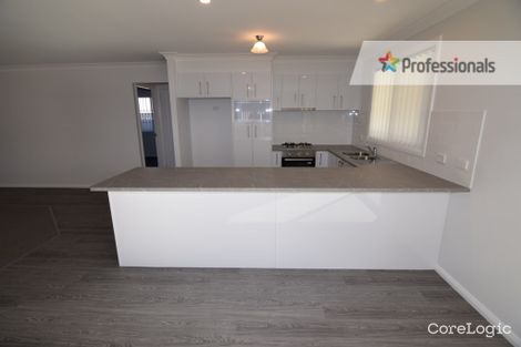 Property photo of 52 Wentworth Drive Kelso NSW 2795