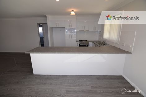 Property photo of 52 Wentworth Drive Kelso NSW 2795