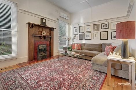 Property photo of 18 Narrak Road Balwyn VIC 3103
