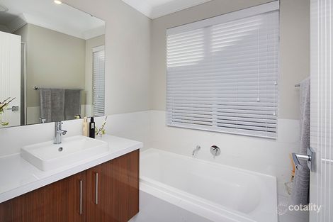 Property photo of 375C Flinders Street Nollamara WA 6061