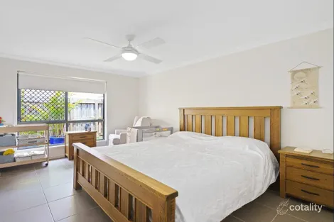 Property photo of 14 Charles Street Everton Hills QLD 4053