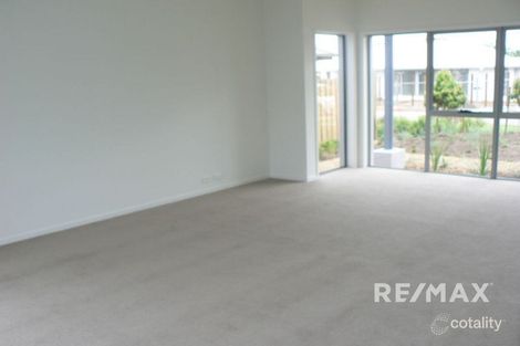 Property photo of 71 Torrens Crescent Wakerley QLD 4154