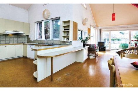 Property photo of 18 Loch Street St Kilda West VIC 3182