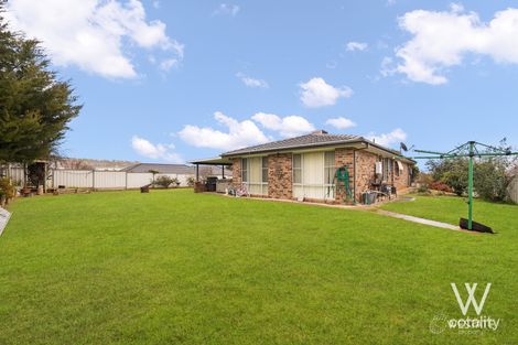 Property photo of 8 Weal Place Windradyne NSW 2795