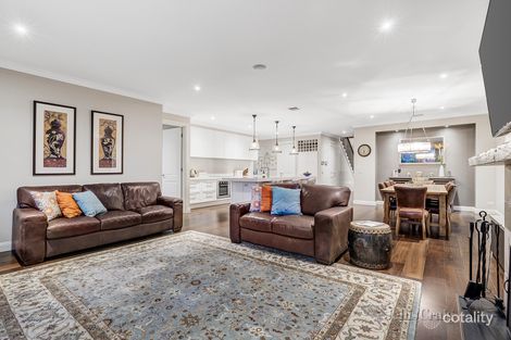 Property photo of 82 Manning Road Malvern East VIC 3145