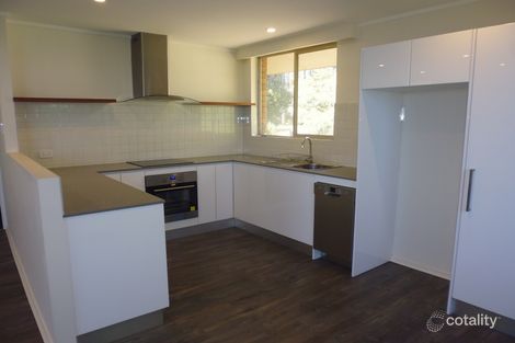 Property photo of 4/18 Hillview Crescent The Hill NSW 2300