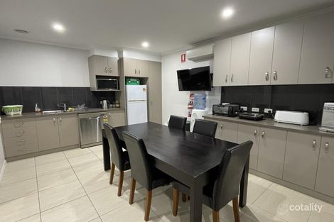 Property photo of LEVEL 1/31 Hovell Street Wodonga VIC 3690
