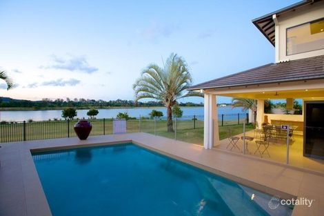 Property photo of 37 Temple Island Circuit Oxenford QLD 4210